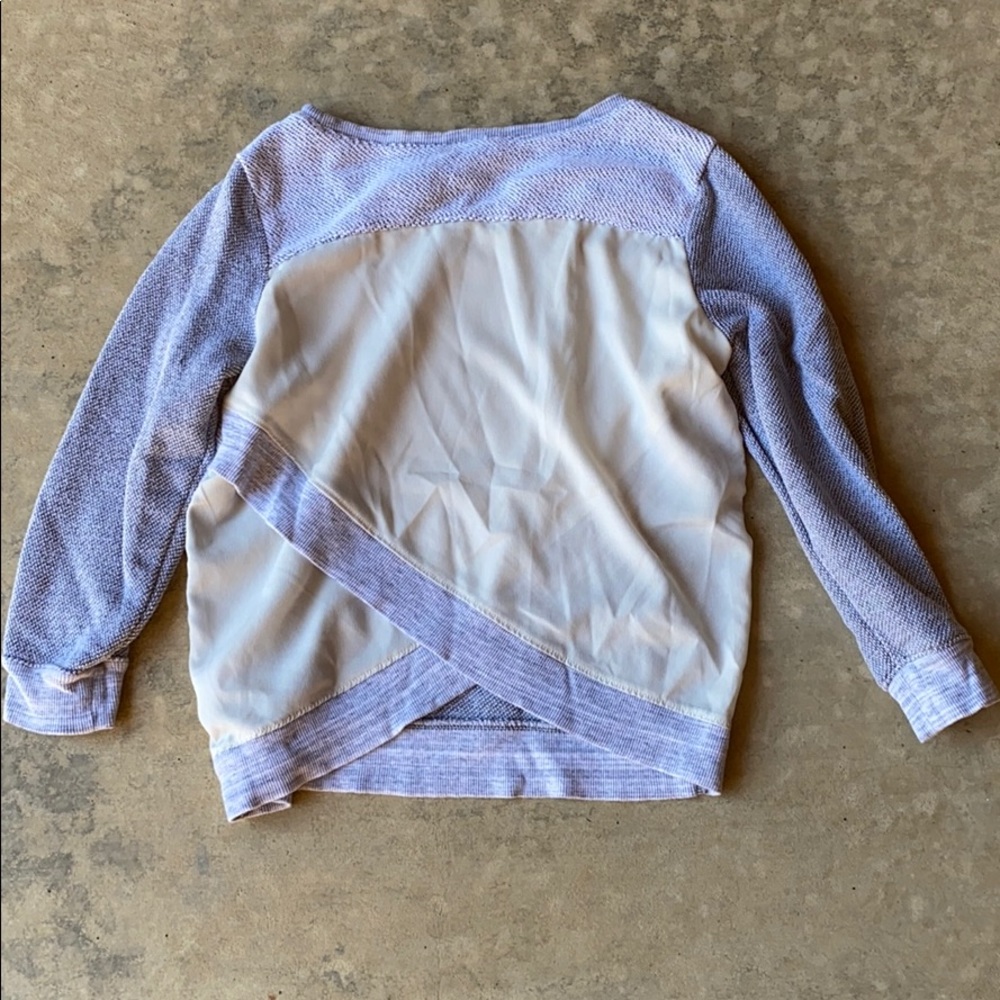 American eagle Sweater - Picture 3 of 4